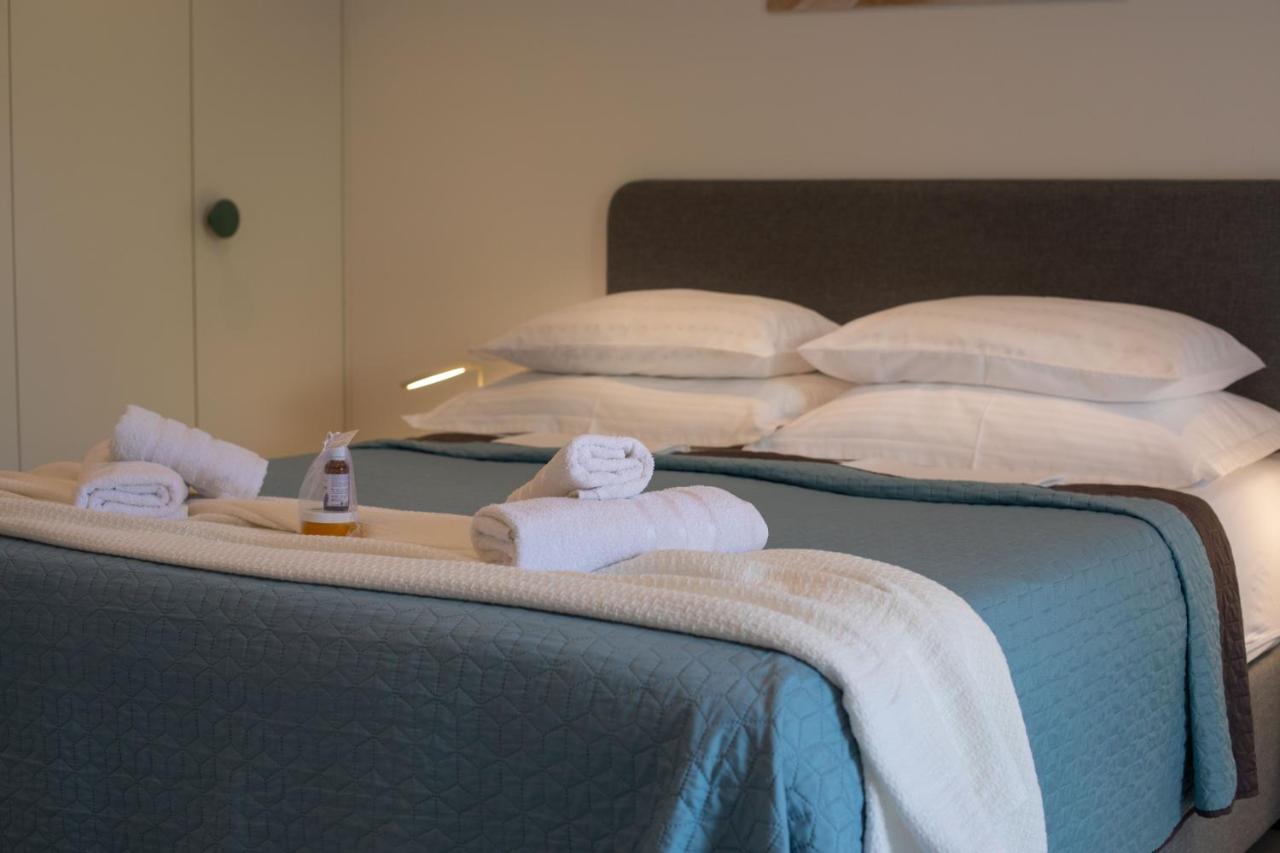 Makarska City Center Apartments Bagian luar foto